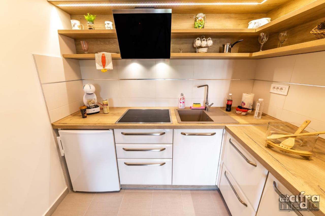 Apartmani Alexandar15 Novi Sad Exterior foto